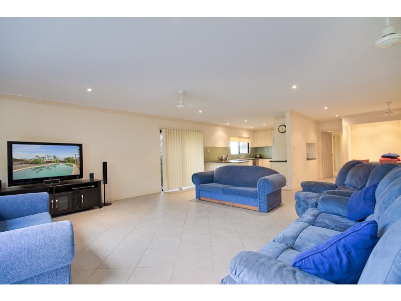 62 Amethyst Street, Bayview Heights QLD 4868
