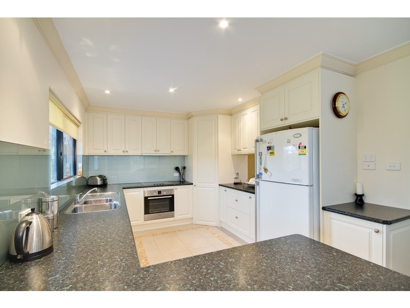62 Amethyst Street, Bayview Heights QLD 4868
