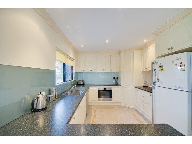 62 Amethyst Street, Bayview Heights QLD 4868