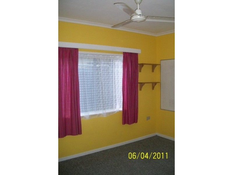 Bentley Park QLD 4869