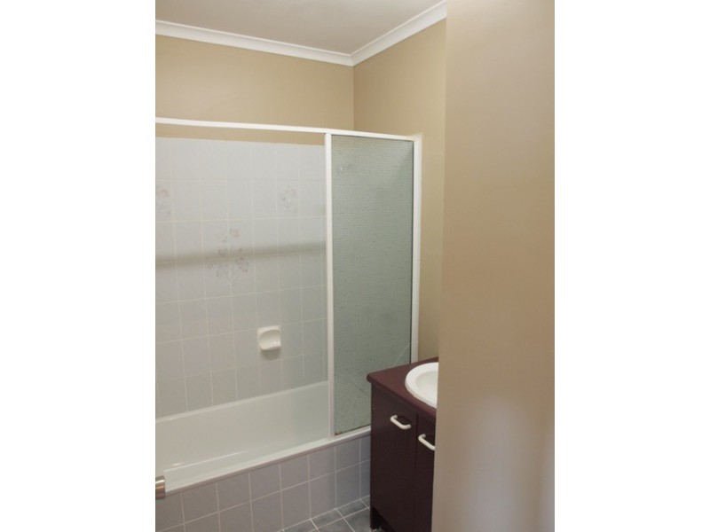 4/11 Brown Street, Woree QLD 4868