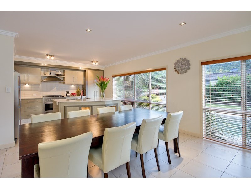 9  Ashwood Circuit, Smithfield QLD 4878