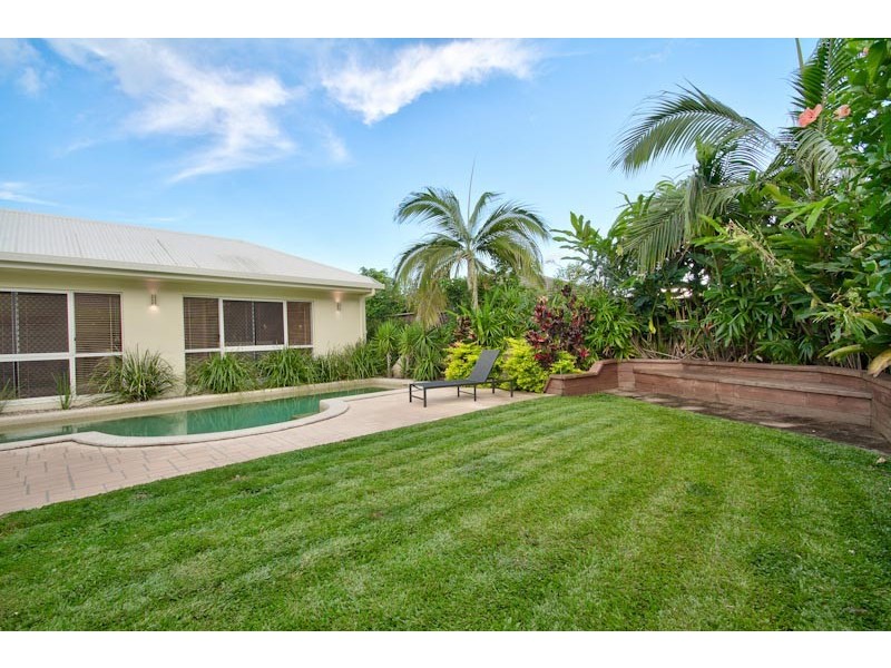 9  Ashwood Circuit, Smithfield QLD 4878