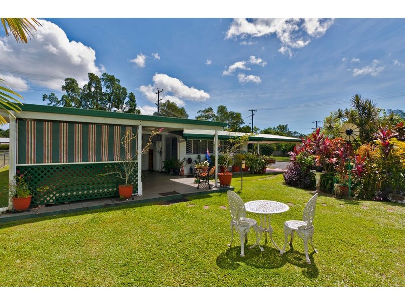 39 Koch Street, Mooroobool QLD 4870