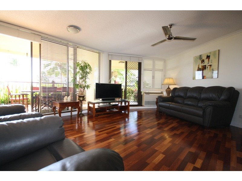 2/107 Esplanade, Cairns City QLD 4870