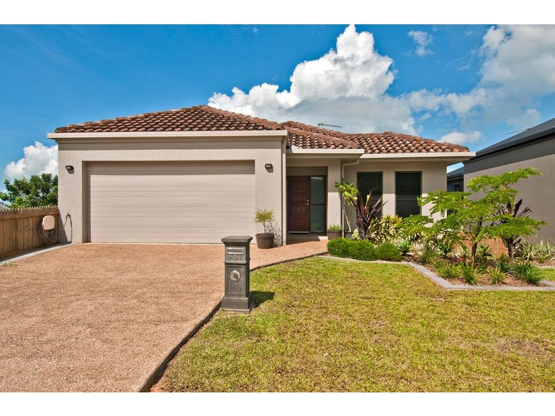 9  Boombil Close, Mount Sheridan QLD 4868