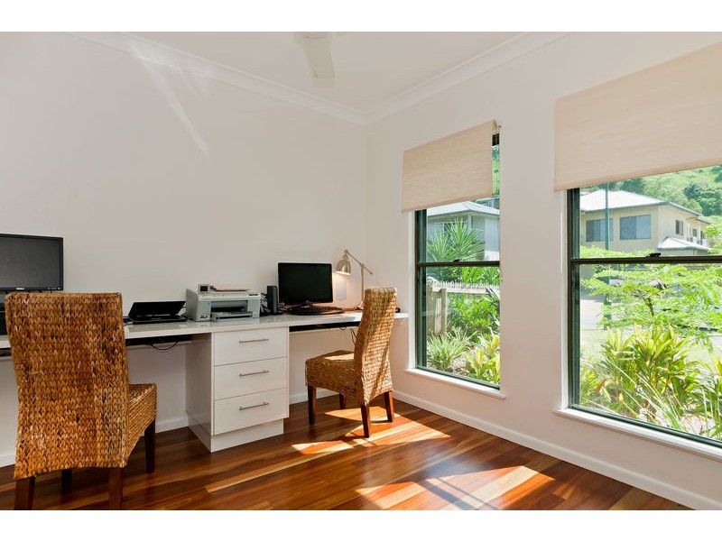 9  Boombil Close, Mount Sheridan QLD 4868