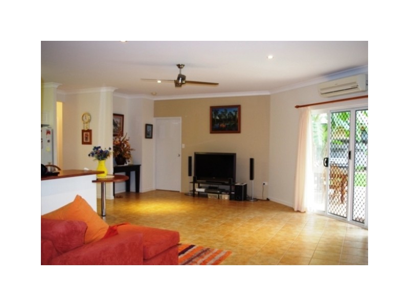 2 Kulgun Street, Caravonica QLD 4878