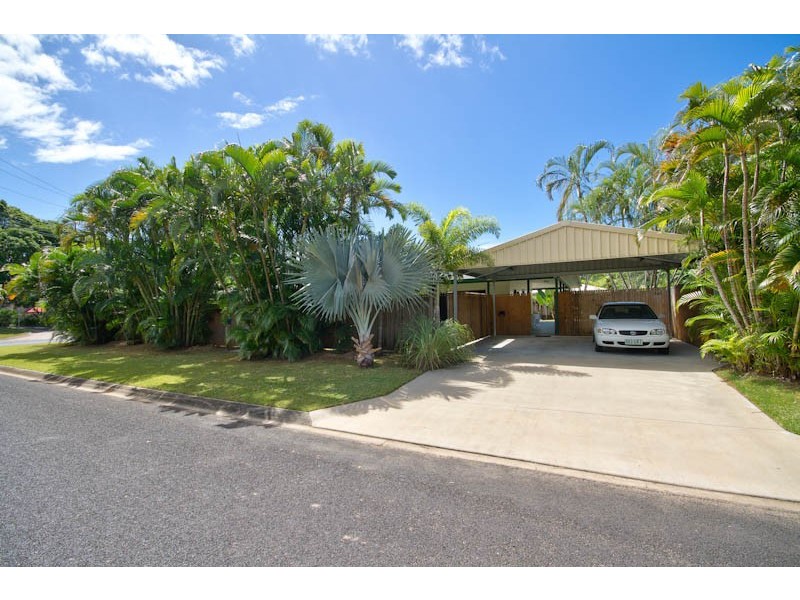 6-8 Elford Street, Clifton Beach QLD 4879