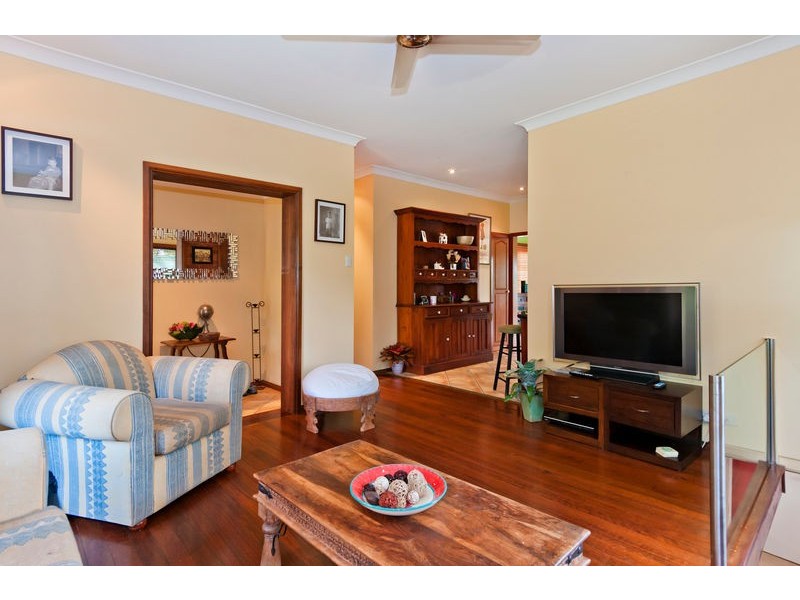 141 Hillview Crescent, Whitfield QLD 4870