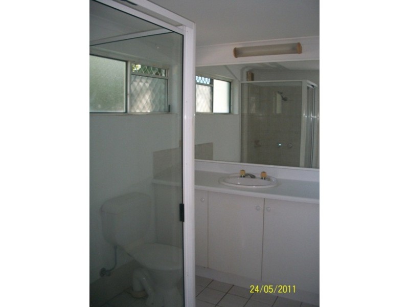 Manoora QLD 4870
