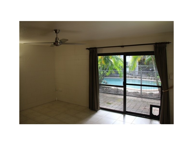 16/323 McLeod Street, Cairns North QLD 4870