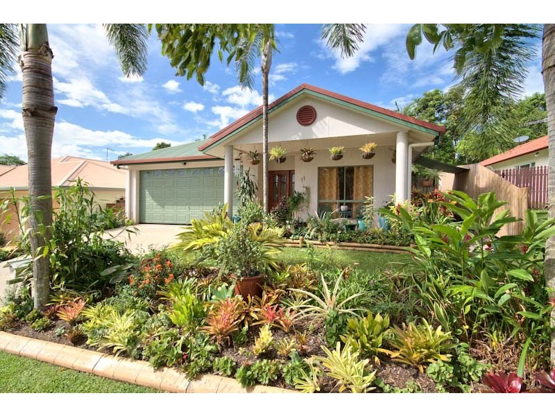 11 Roma Close, Mount Sheridan QLD 4868