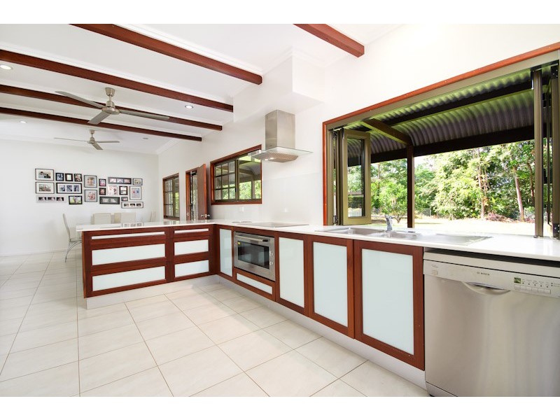 11a Karloo Close, Woree QLD 4868