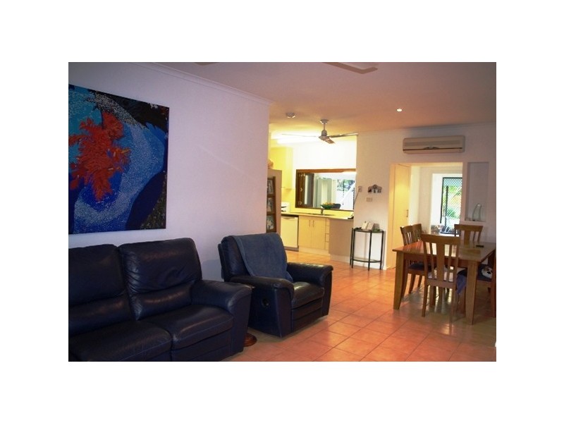 18 Banning Avenue, Brinsmead QLD 4870