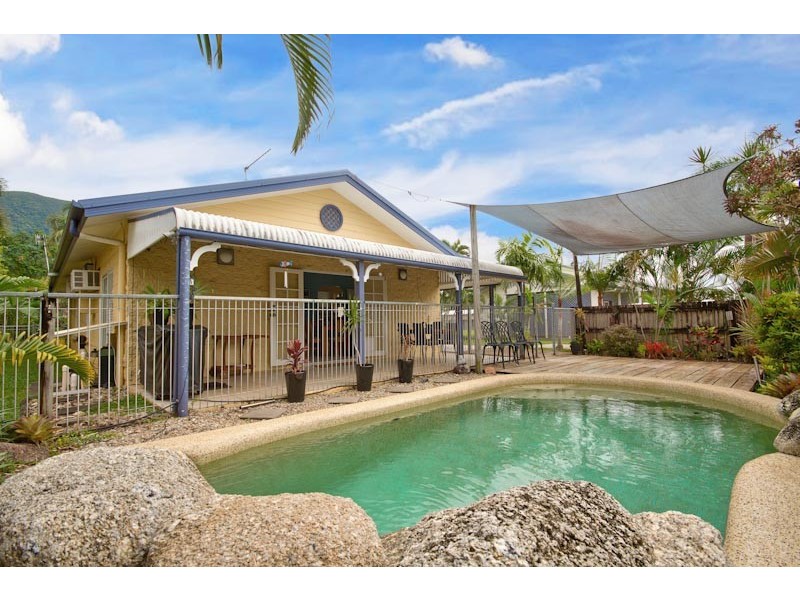 3 Cyperus Drive, Redlynch QLD 4870