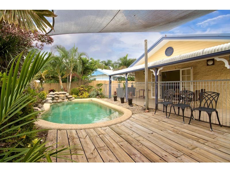 3 Cyperus Drive, Redlynch QLD 4870