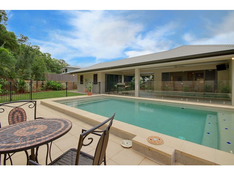 14 Badine Street, Caravonica QLD 4878