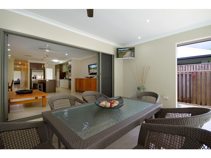 14 Badine Street, Caravonica QLD 4878