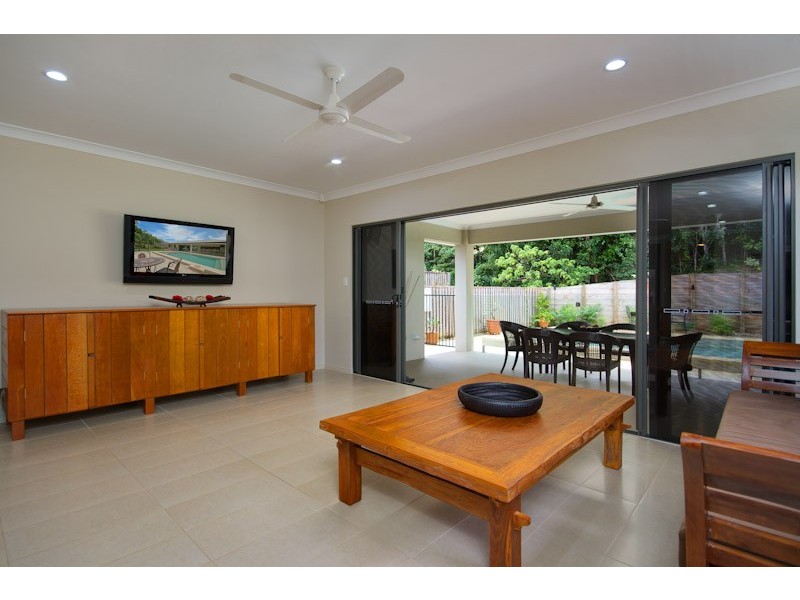 14 Badine Street, Caravonica QLD 4878