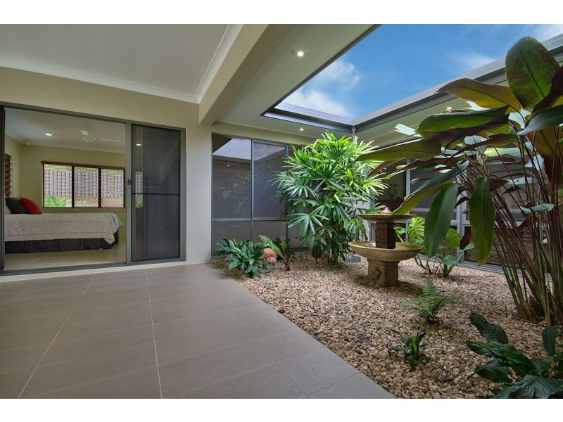 14 Badine Street, Caravonica QLD 4878