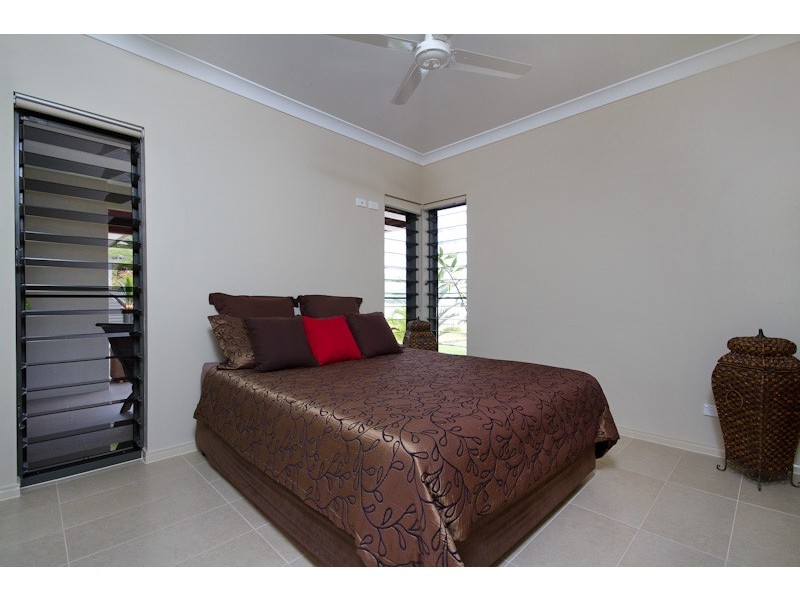 14 Badine Street, Caravonica QLD 4878