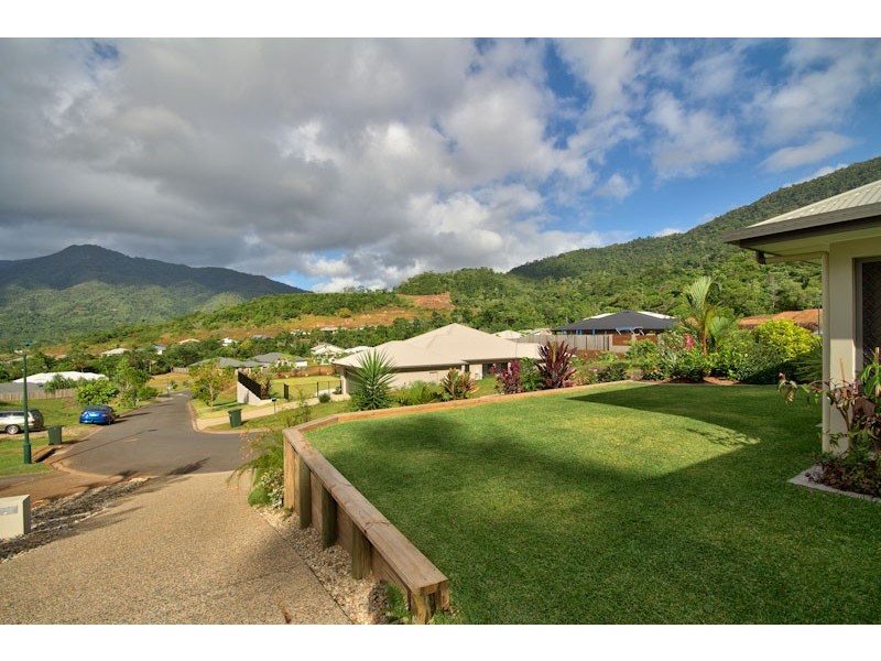14 Badine Street, Caravonica QLD 4878