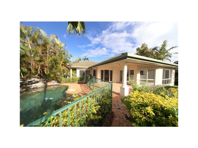 17 Greenock Way, Brinsmead QLD 4870