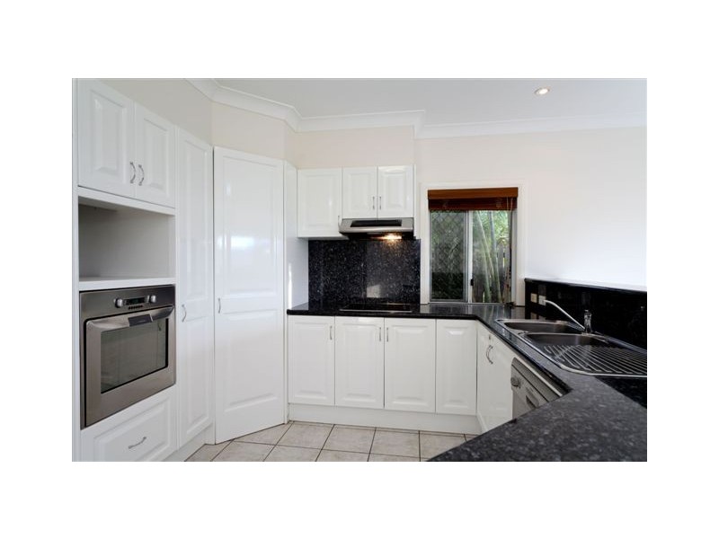 17 Greenock Way, Brinsmead QLD 4870