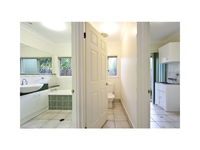 17 Greenock Way, Brinsmead QLD 4870