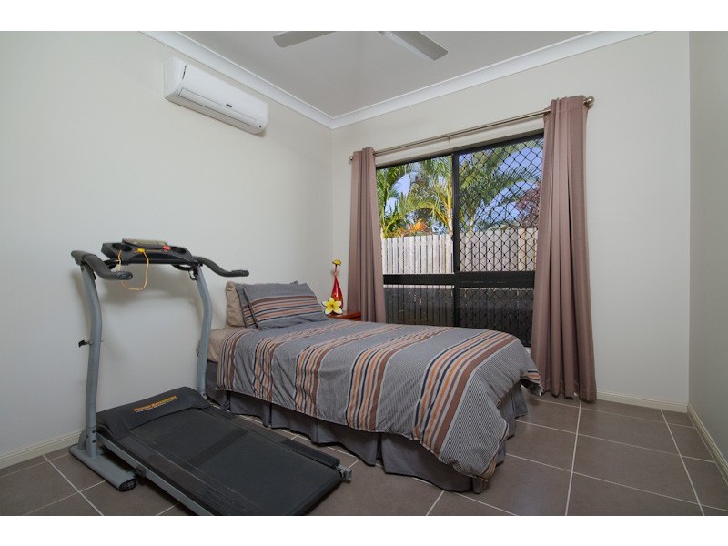 4 Capricorn Street, Bentley Park QLD 4869