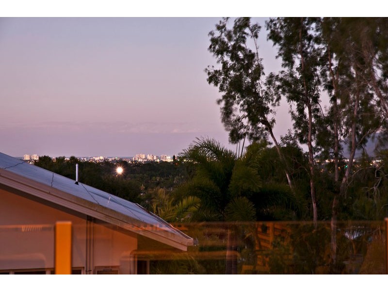 7 Kestrel Street, Bayview Heights QLD 4868