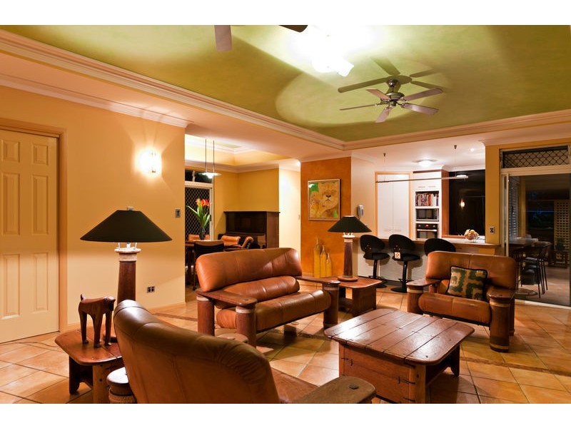 7 Kestrel Street, Bayview Heights QLD 4868