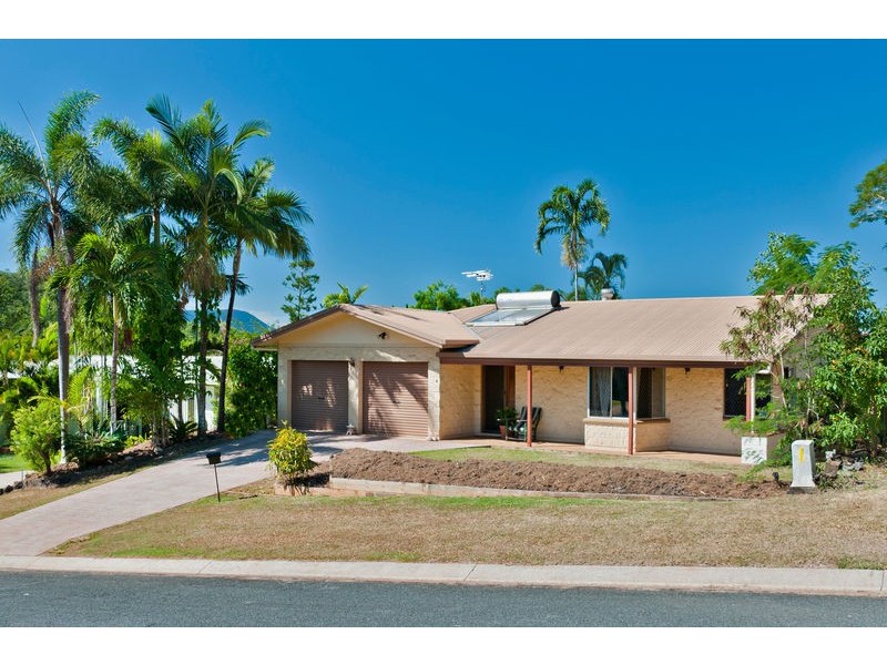 4 Delaney Close, Kanimbla QLD 4870