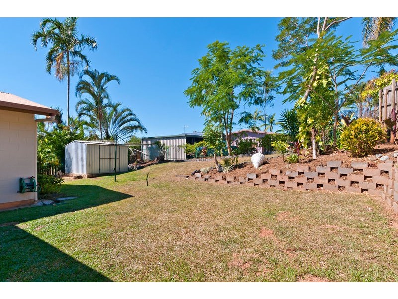 4 Delaney Close, Kanimbla QLD 4870