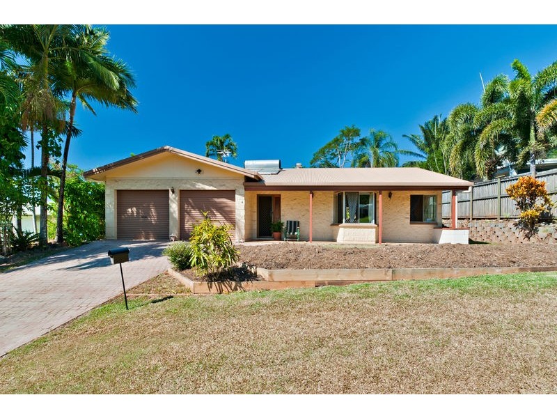 4 Delaney Close, Kanimbla QLD 4870