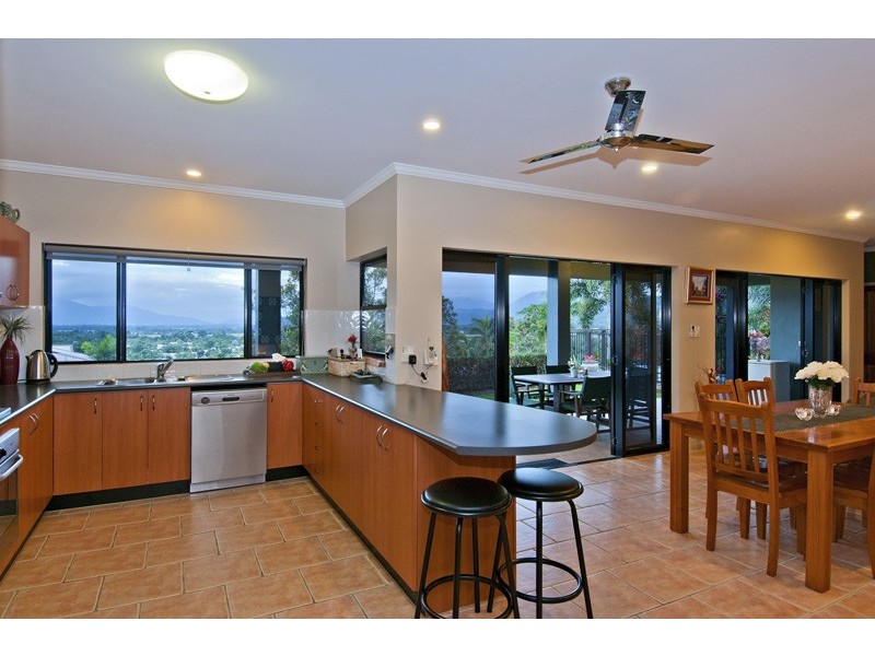 2 Jumna Close, Bentley Park QLD 4869