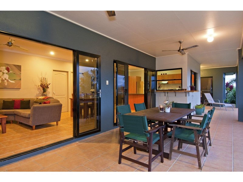 2 Jumna Close, Bentley Park QLD 4869