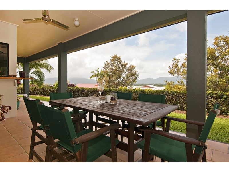 2 Jumna Close, Bentley Park QLD 4869