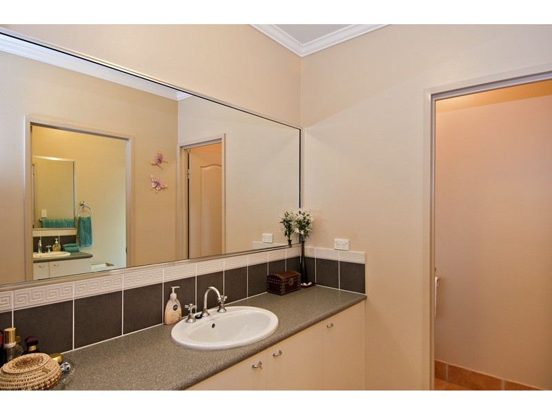 2 Jumna Close, Bentley Park QLD 4869