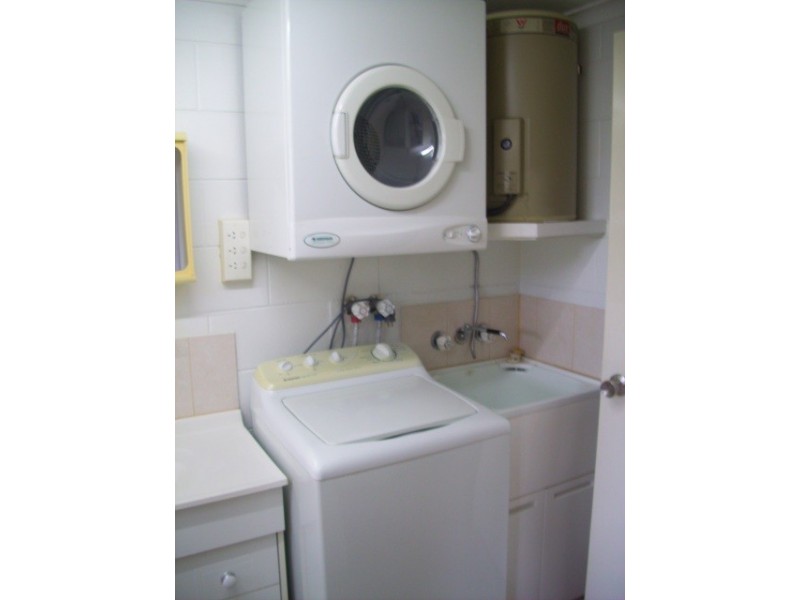 3/439 Severin Street, Manunda QLD 4870