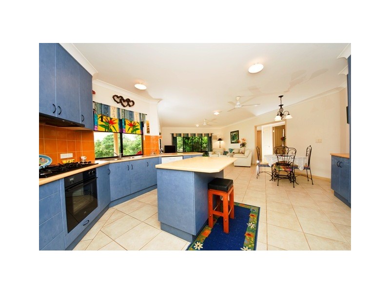 30 Chirio Drive, Redlynch QLD 4870