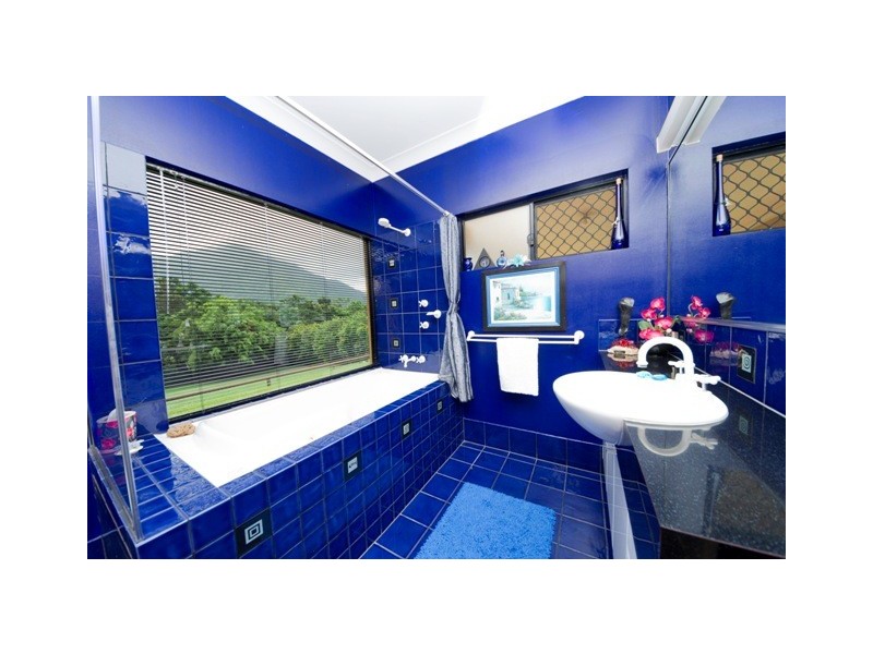 30 Chirio Drive, Redlynch QLD 4870