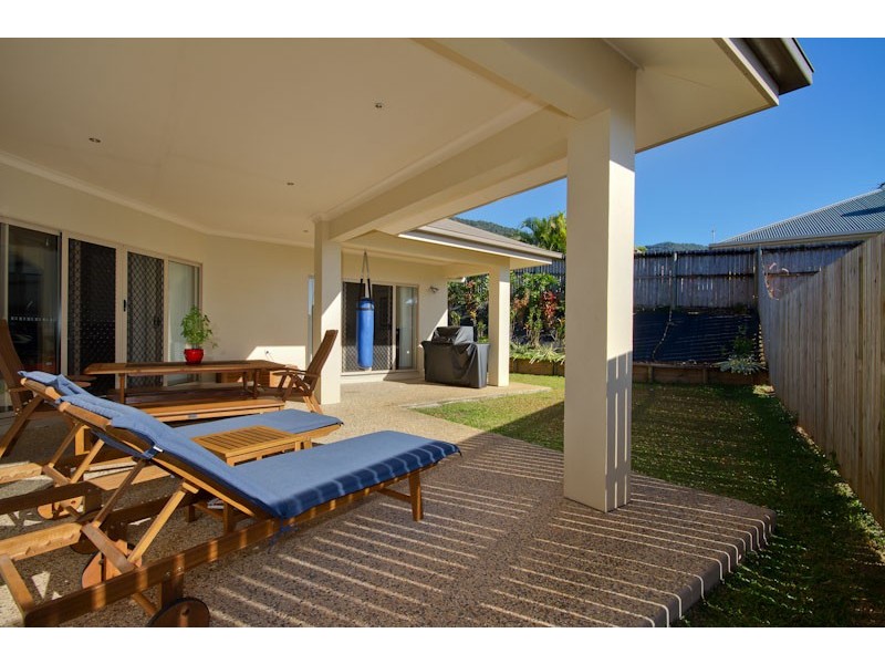 60 Fitzmaurice Drive, Bentley Park QLD 4869