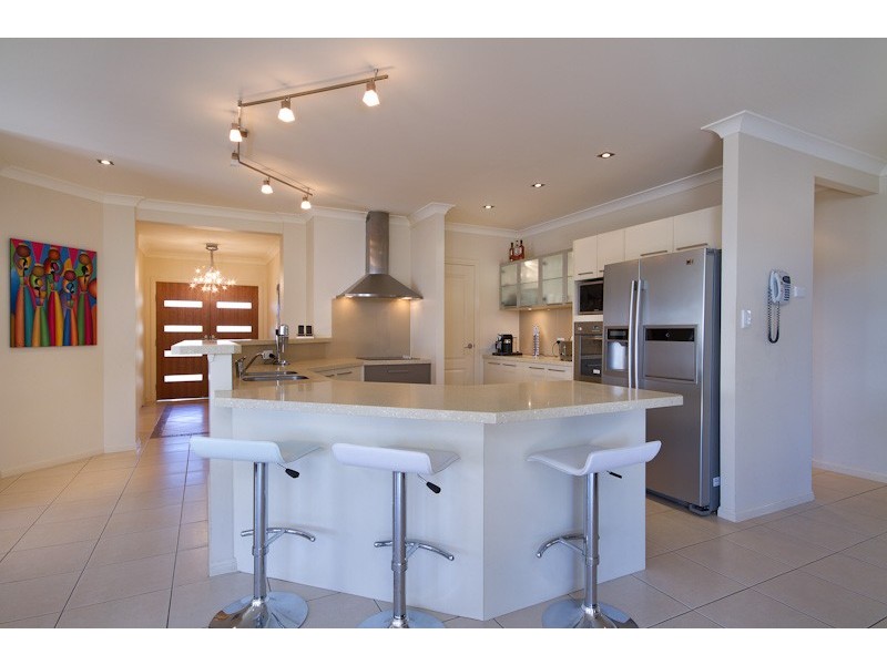 60 Fitzmaurice Drive, Bentley Park QLD 4869