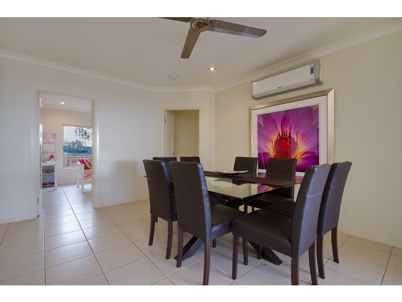 60 Fitzmaurice Drive, Bentley Park QLD 4869