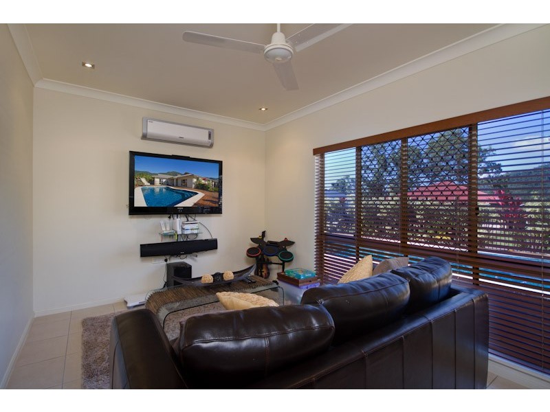 60 Fitzmaurice Drive, Bentley Park QLD 4869