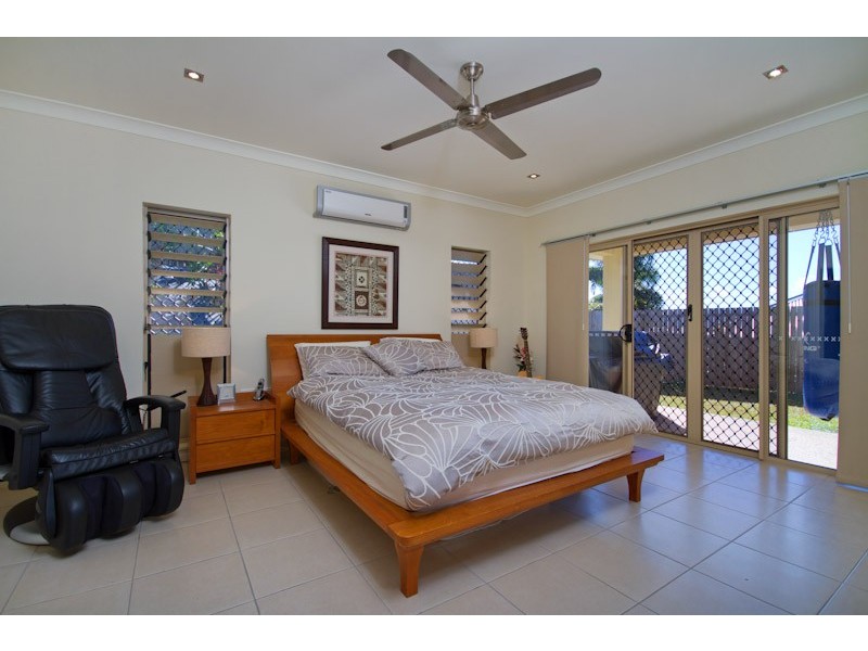 60 Fitzmaurice Drive, Bentley Park QLD 4869