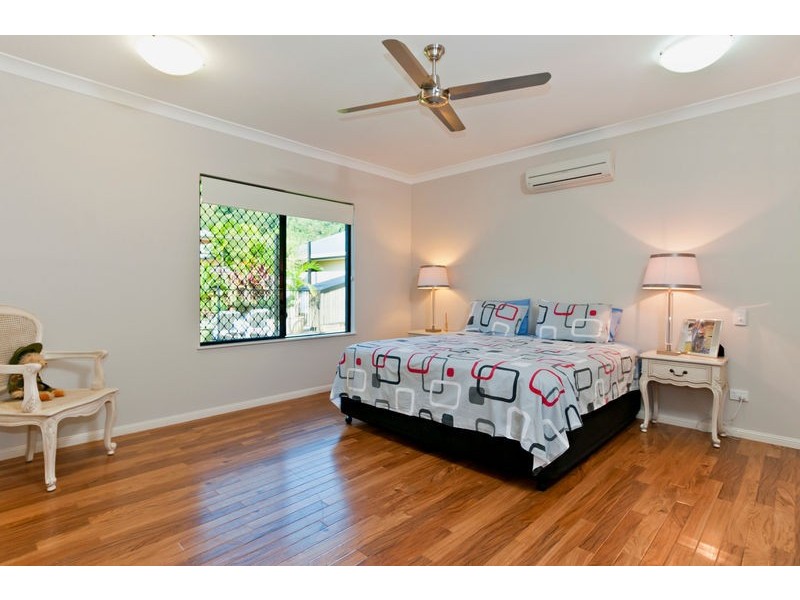 12 Bromell Close, Redlynch QLD 4870