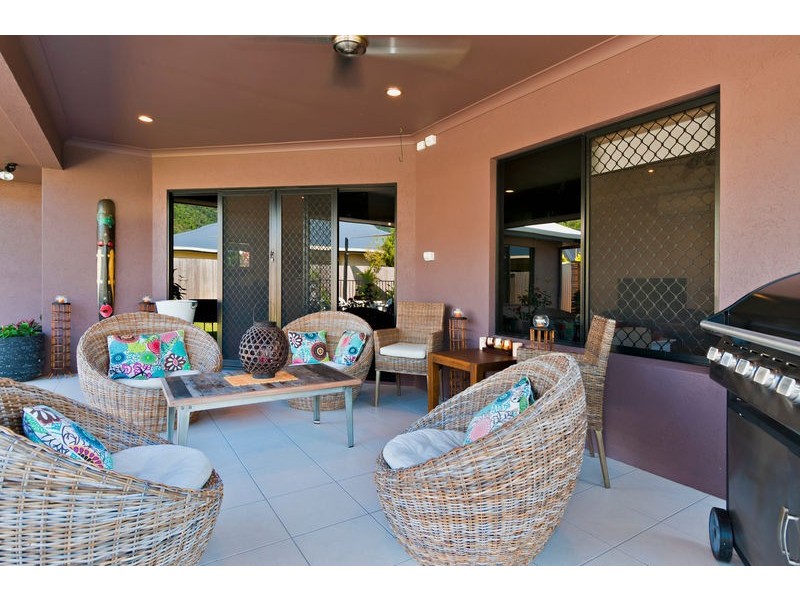 12 Bromell Close, Redlynch QLD 4870